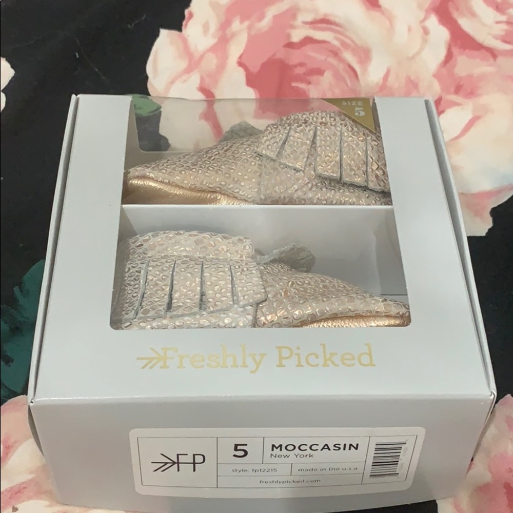 Freshly picked rose gold moccasin